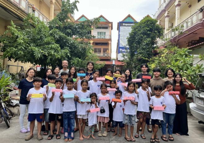 Supporting the Cocohodo Library Initiative by the Cambodian English Education Initiative